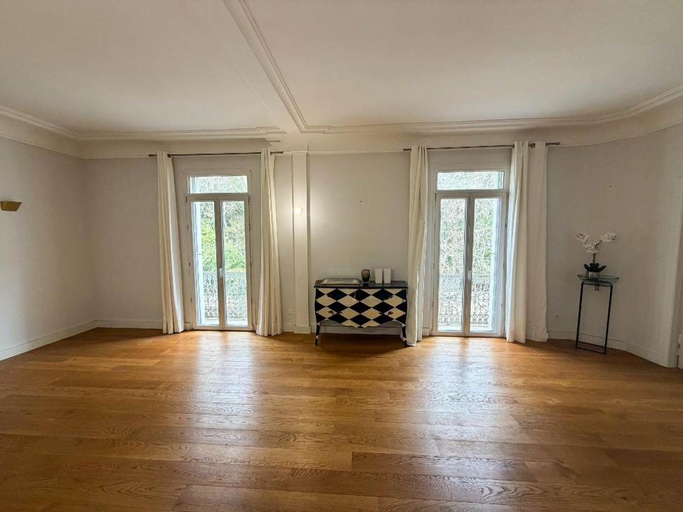 AGENCE IMMOBILIERE LES BEAUX ARTS, VENTE Maisons de Villages / Villes, réf. : 1646 / 714644