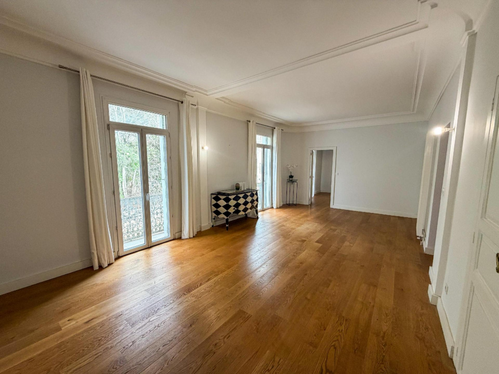 AGENCE IMMOBILIERE LES BEAUX ARTS, VENTE Maisons de Villages / Villes, réf. : 1646 / 714644